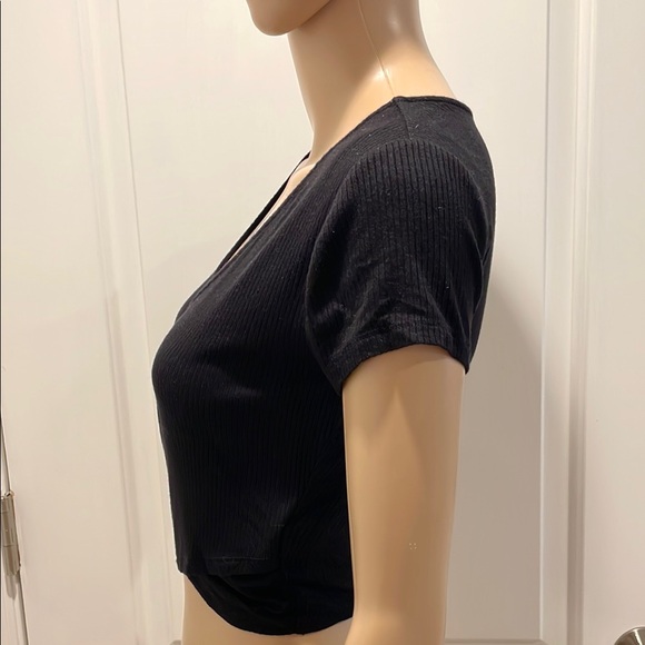 Garage Black Wrap Top size S - Picture 2 of 3